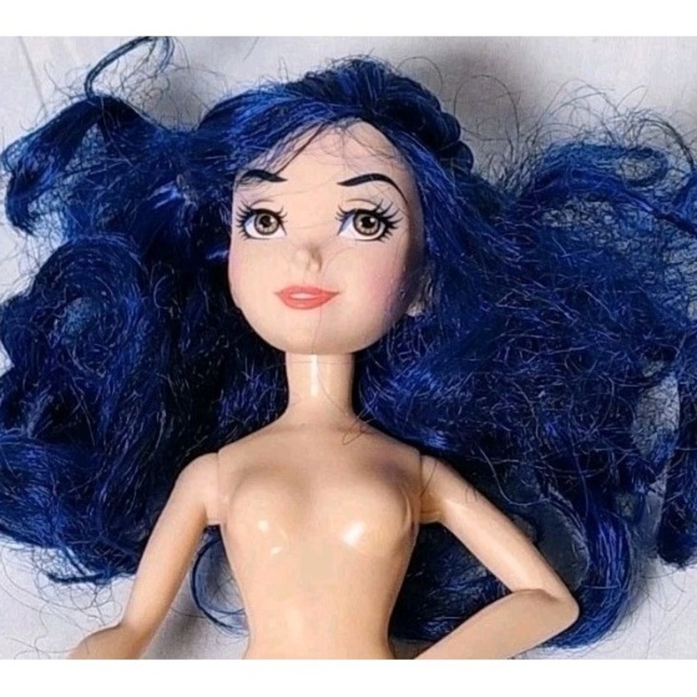 Disney Descendants Evie Doll Blue Hair Hasbro #C3788 72471 Nude
